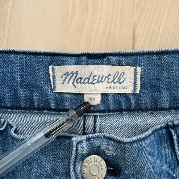 Madewell High Waisted Mom Shorts - Picture 3 of 3